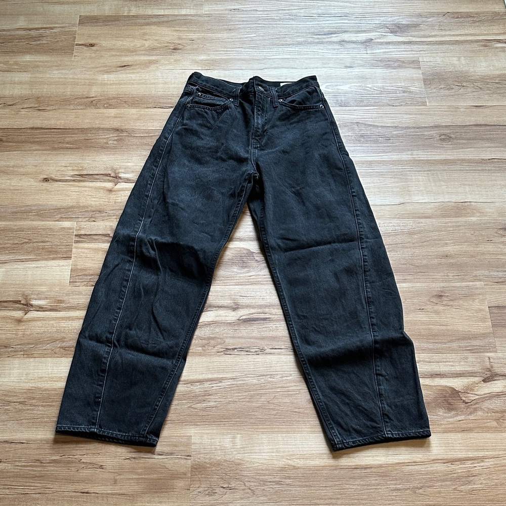 GAP Black High-Waist Barrel Jeans